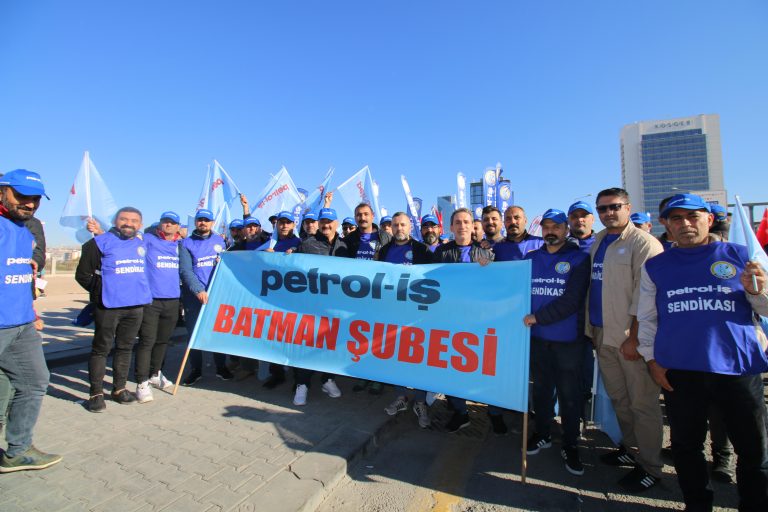 “ZORDAYIZ GEÇİNEMİYORUZ” EMEK BULUŞMASI ANKARA’DA GERÇEKLEŞTİRİLDİ