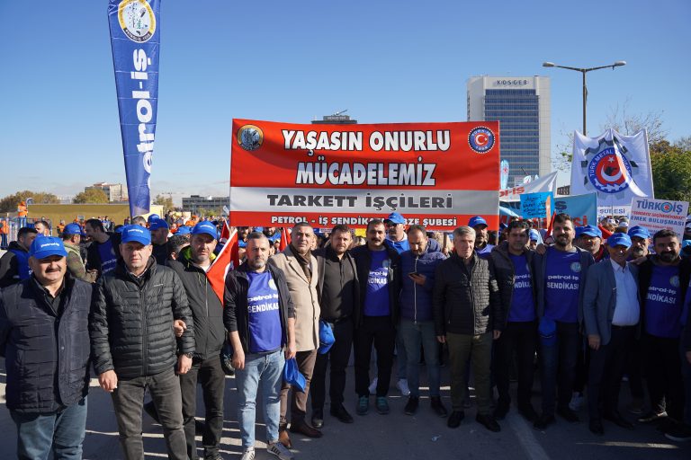 “ZORDAYIZ GEÇİNEMİYORUZ” EMEK BULUŞMASI ANKARA’DA GERÇEKLEŞTİRİLDİ