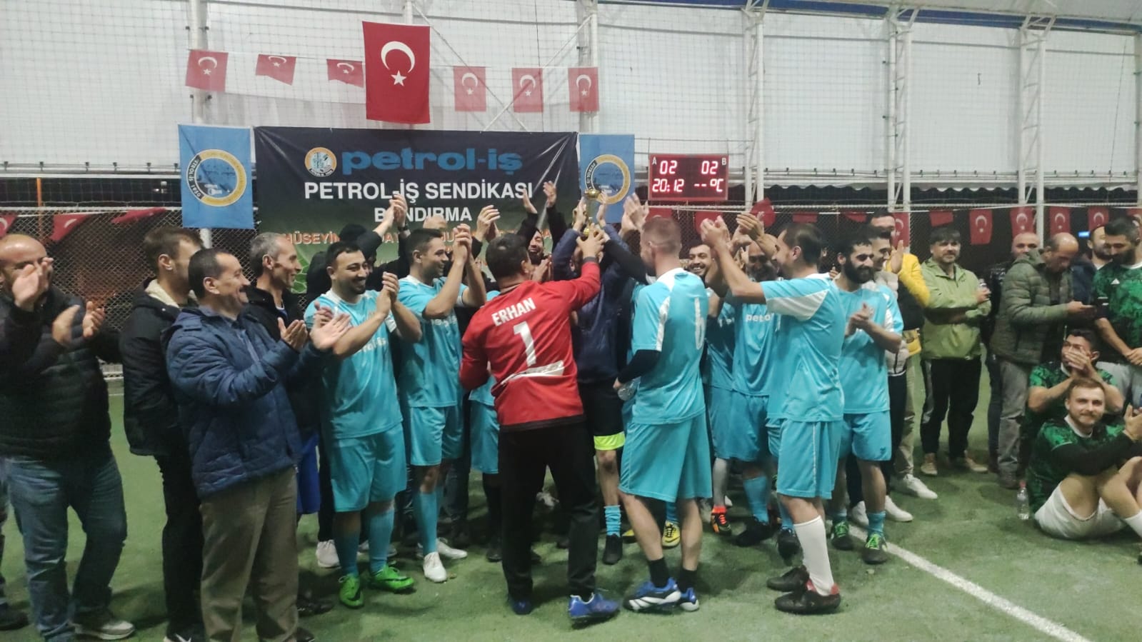 Hüseyin Buğdaycı ve Mustafa Demirbaş Anısına Düzenlenen Futbol Turnuvası Sona Erdi