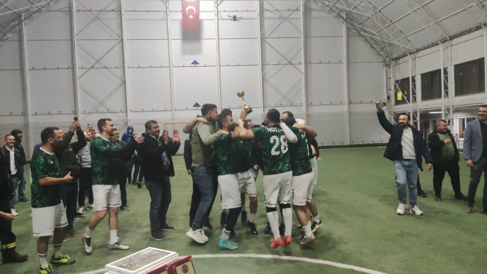 Hüseyin Buğdaycı ve Mustafa Demirbaş Anısına Düzenlenen Futbol Turnuvası Sona Erdi