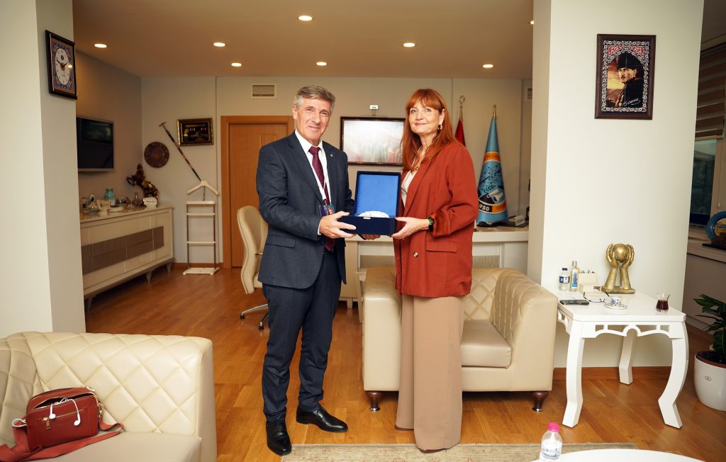 IndustriALL Küresel Sendika Yönetiminden Ziyaret