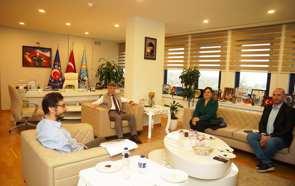 Kocaeli Üniversitesi Hereke Ömer İsmet Uzunyol Meslek Yüksek Okulu’ndan Petrol-İş Sendikasına Ziyaret