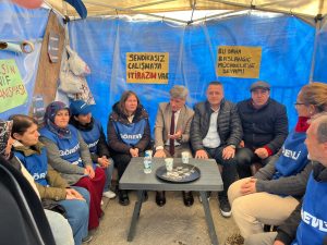 Ege Kimya’da Şampiyon Ege-Sil Olgunlar