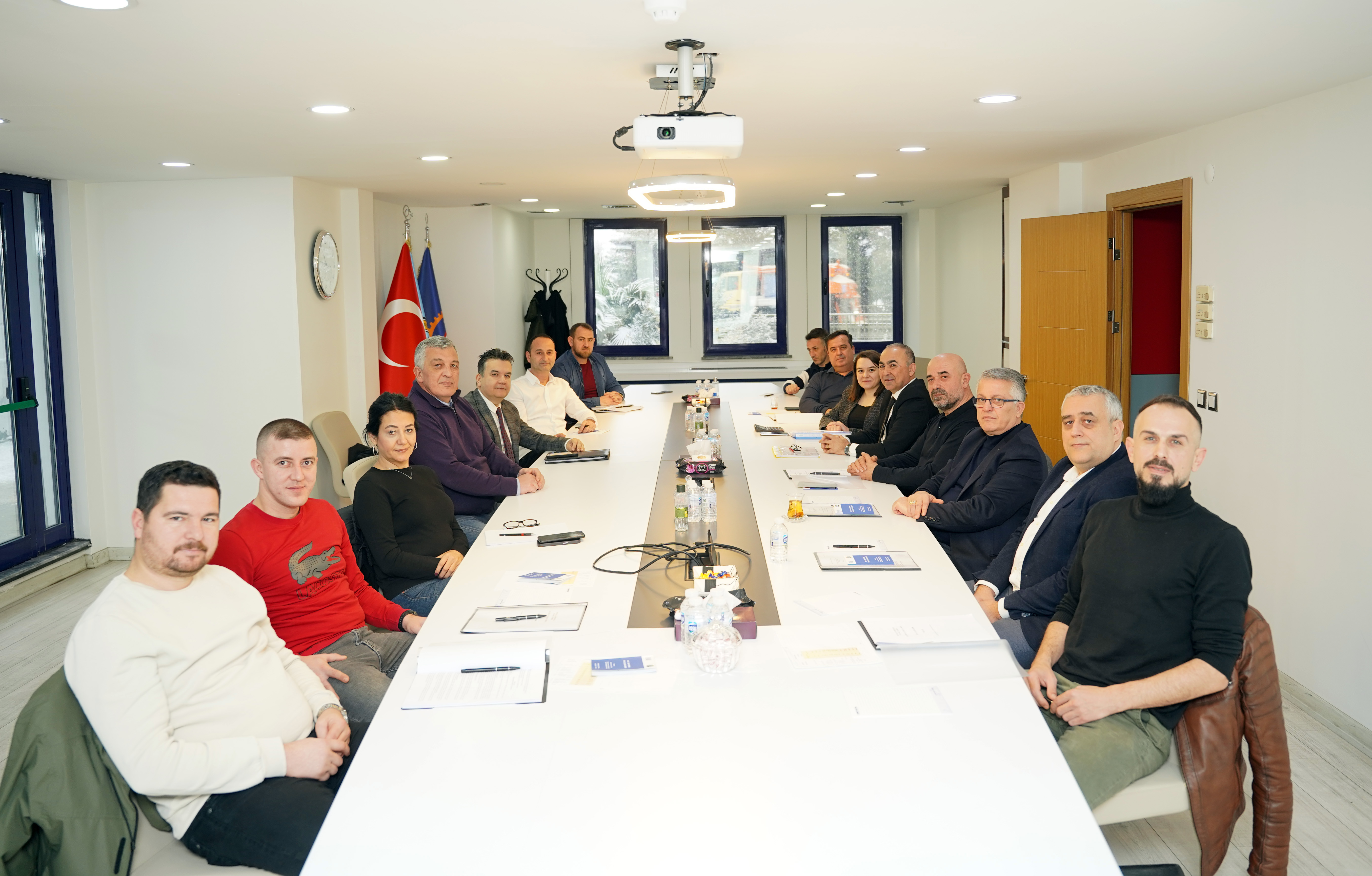 Ege Kimya ve Ege Sil Kimya İşyerlerinde TİS Müzakereleri Başladı