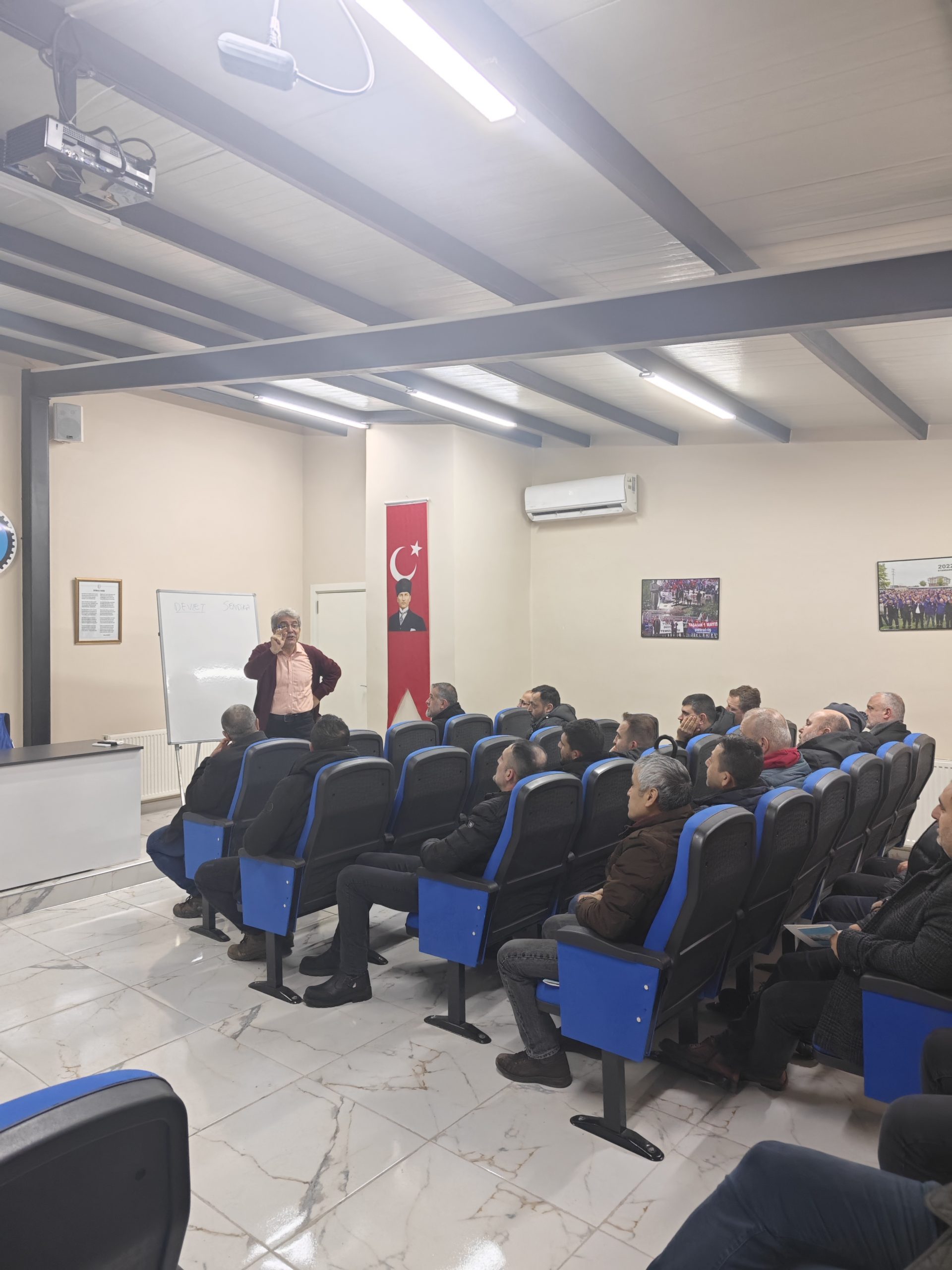 Düzce'de Yeni Üye Eğitimi Başladı