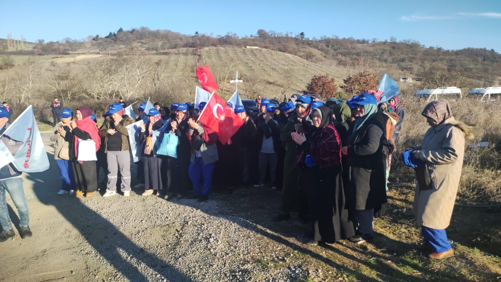 Bandırma Şubemizden Basın Açıklaması; Troy Sendikalı Olacak, İşçi Hakkını Alacak!