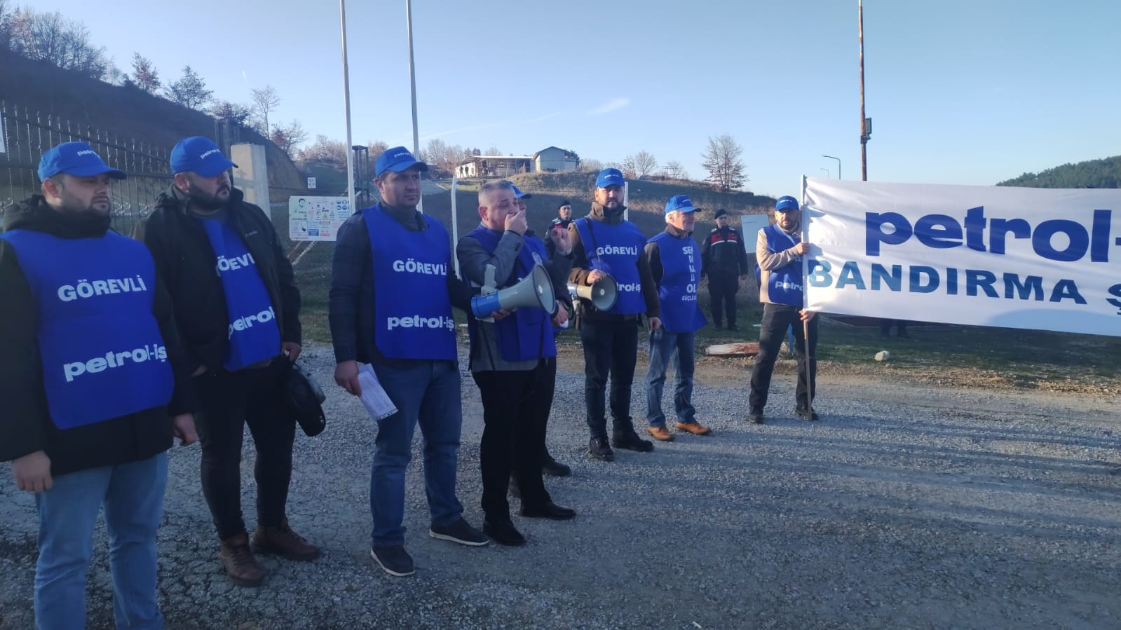 Bandırma Şubemizden Basın Açıklaması; Troy Sendikalı Olacak, İşçi Hakkını Alacak!
