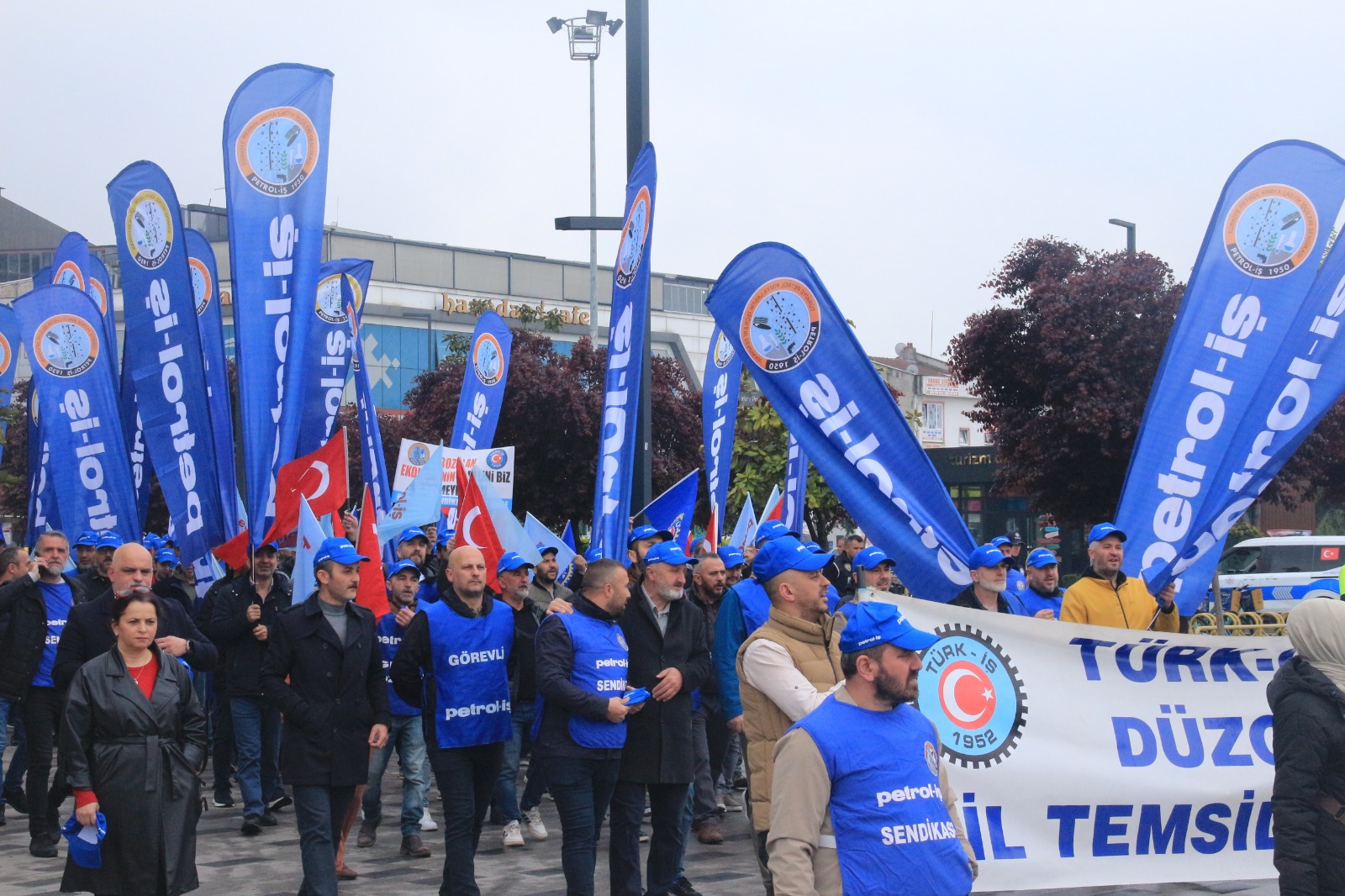 Düzce’de Ortak, Kitlesel 1 Mayıs