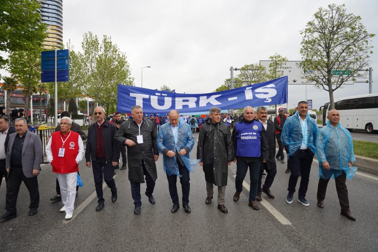 Emeğimiz İçin, Geleceğimiz İçin 1 Mayıs’ta Kartal Meydanındaydık