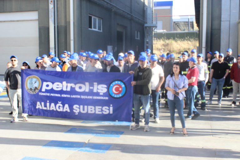 Ravago Petrokimya İşyerinde Grev İlanımızı Astık!