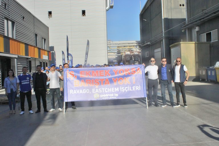 Ravago Petrokimya İşyerinde Grev İlanımızı Astık!