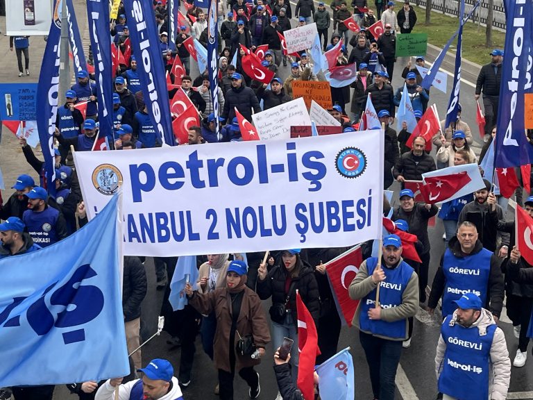 Emeğimiz İçin, Geleceğimiz İçin 1 Mayıs’ta Kartal Meydanındaydık