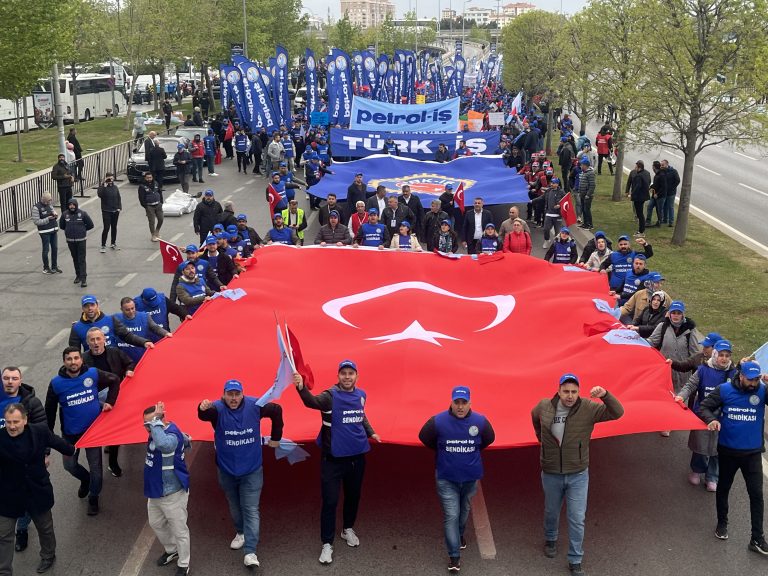 Emeğimiz İçin, Geleceğimiz İçin 1 Mayıs’ta Kartal Meydanındaydık