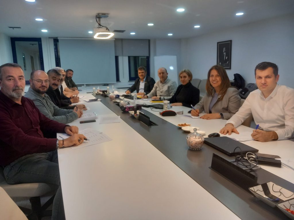 İzocam'da TİS İmzalandı