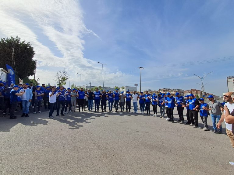 Portakal Plastik ve Porvil Çatı İşyerlerinde Grev Başladı
