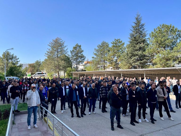 Kırıkkale,“TÜPRAŞ İŞÇİSİ YALNIZ DEĞİLDİR!”