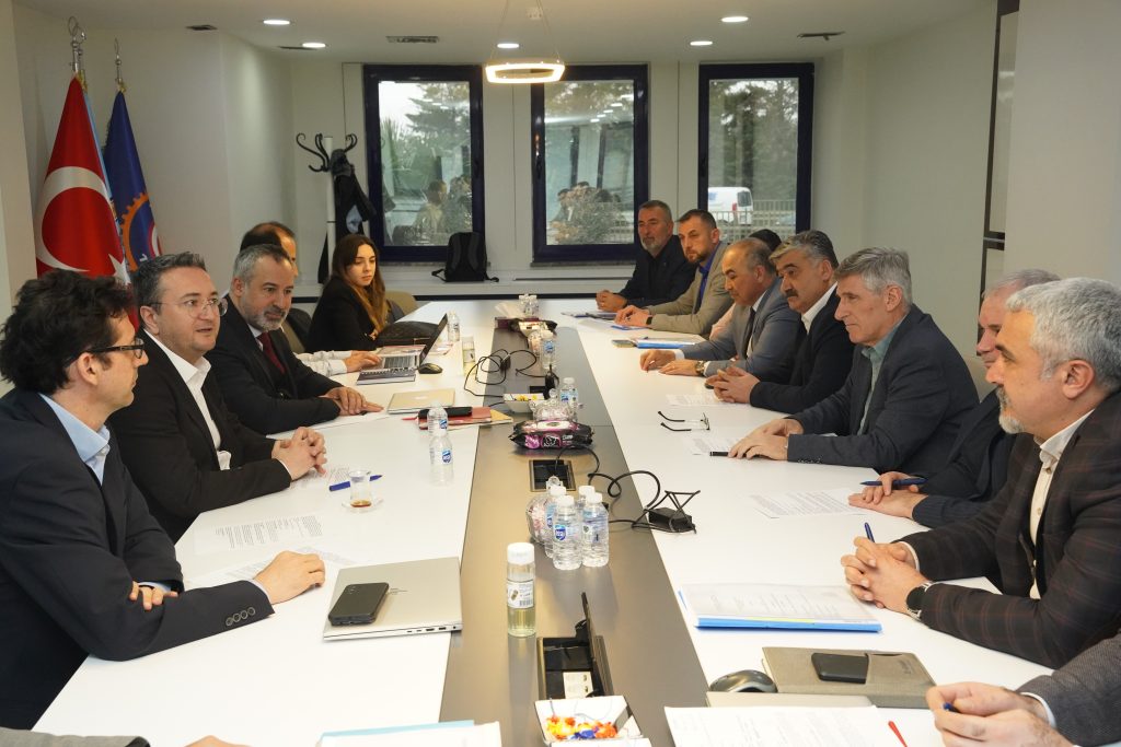 BASF İşyerinde TİS İmzalandı