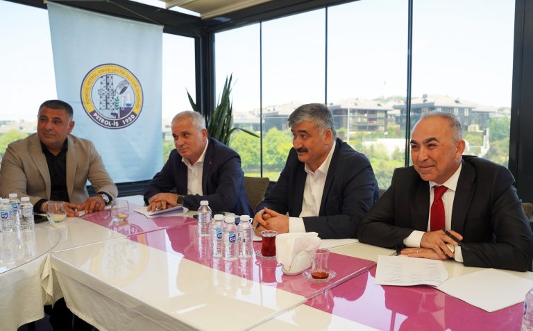 Novartis İşyerinde TİS İmzalandı