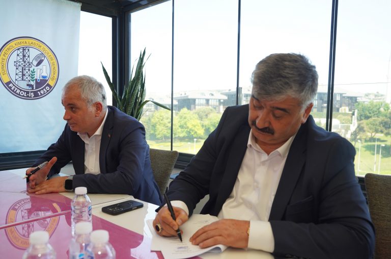 Novartis İşyerinde TİS İmzalandı