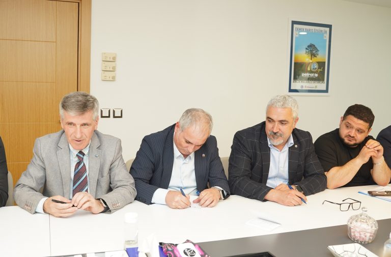 Pulver, Conta ve Elastron İşyerlerimizde Anlaşma Sağlanarak TİS İmzalandı