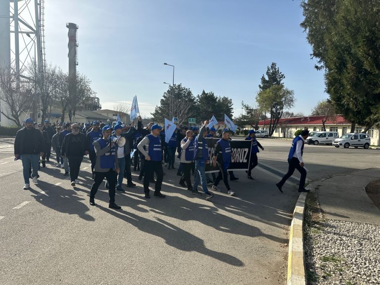 TÜPRAŞ Batman Rafinerisinde Basın Açıklaması Yapıldı