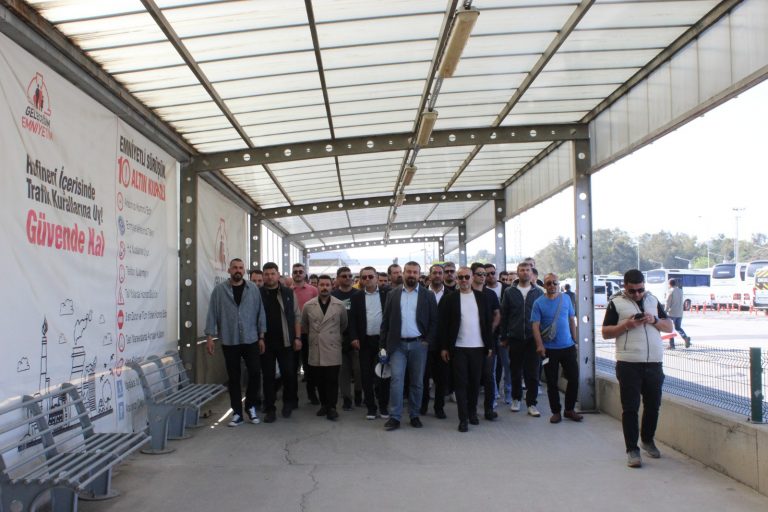 Aliağa “TÜPRAŞ İşçisi Alınterinin Karşılığını İstiyor!”