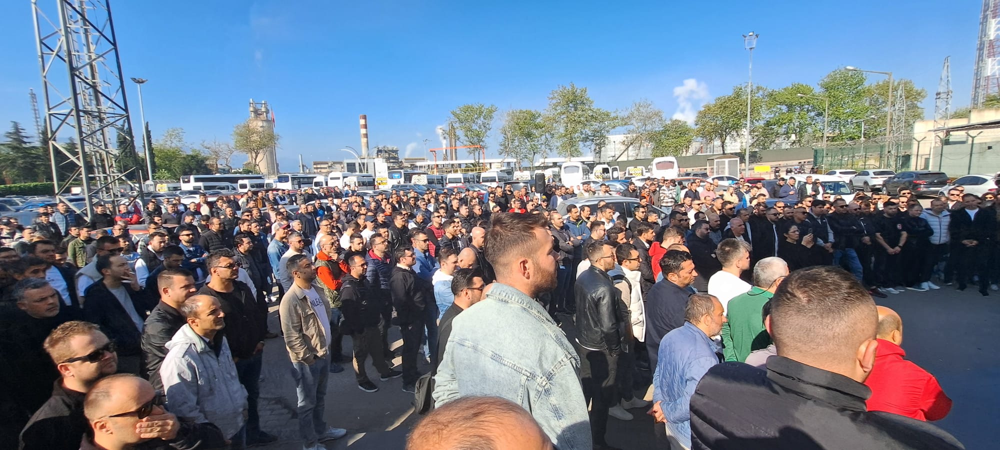 TÜPRAŞ İzmit İşçisi Rafineriden Ses Yükseltiyor