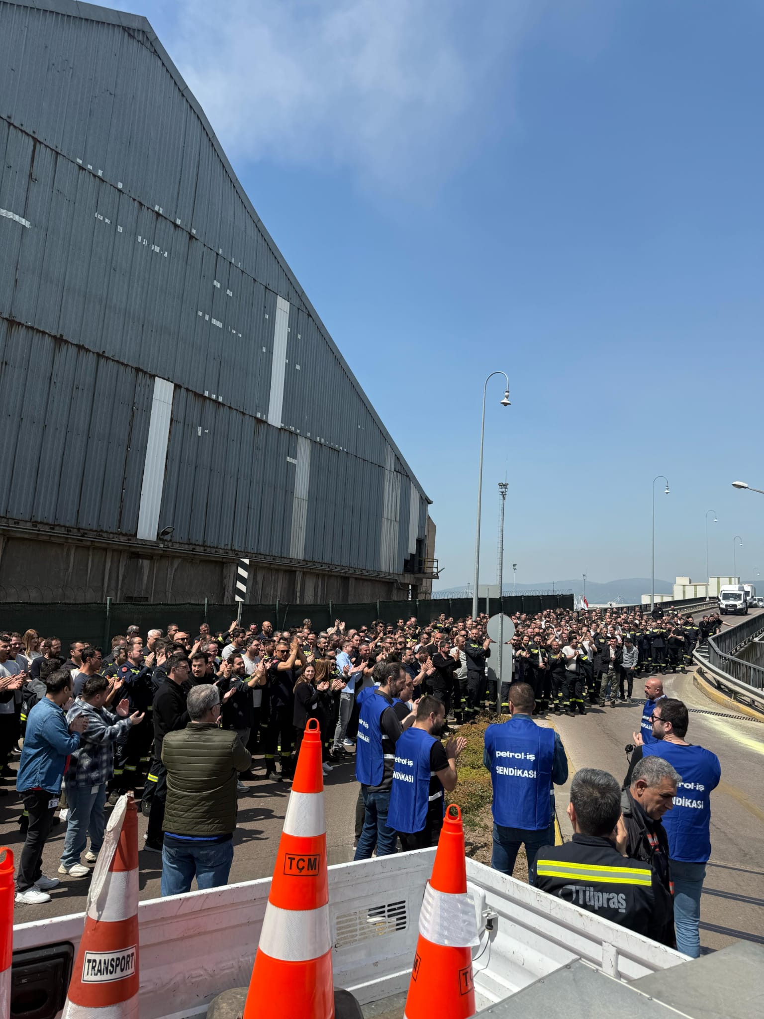 TÜPRAŞ İzmit İşçisi Rafineriden Ses Yükseltiyor