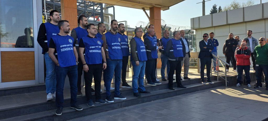 TÜPRAŞ İzmit İşçisi Rafineriden Ses Yükseltiyor