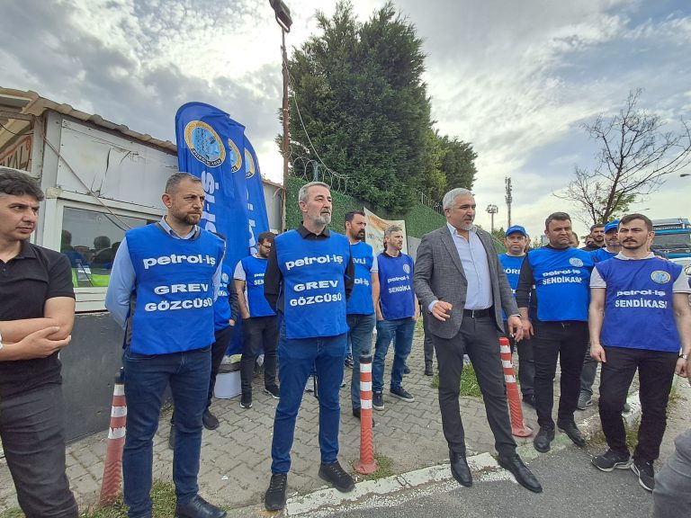 Portakal Plastik ve Porvil Çatı İşyerlerinde Grev Başladı