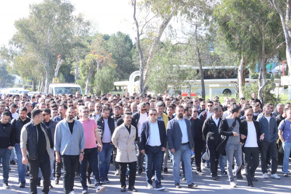 Aliağa “TÜPRAŞ İşçisi Alınterinin Karşılığını İstiyor!”