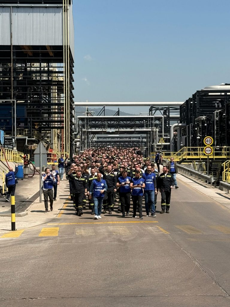 TÜPRAŞ İzmit İşçisi Rafineriden Ses Yükseltiyor