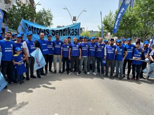 Batman’da 1 Mayıs Binlerce Emekçinin Katılımıyla Kutlandı