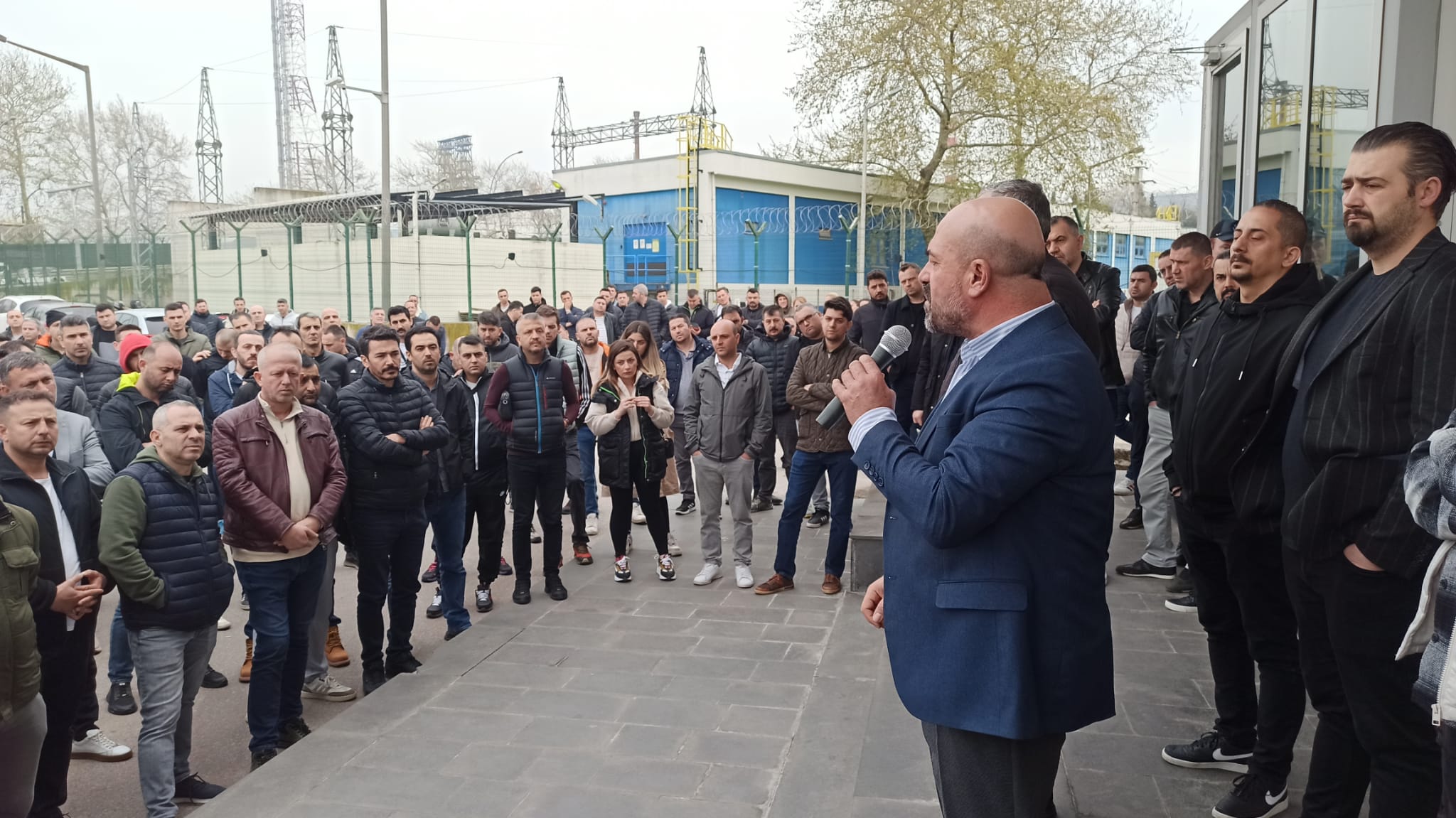 TÜPRAŞ İzmit Rafinerisinde Basın Açıklaması