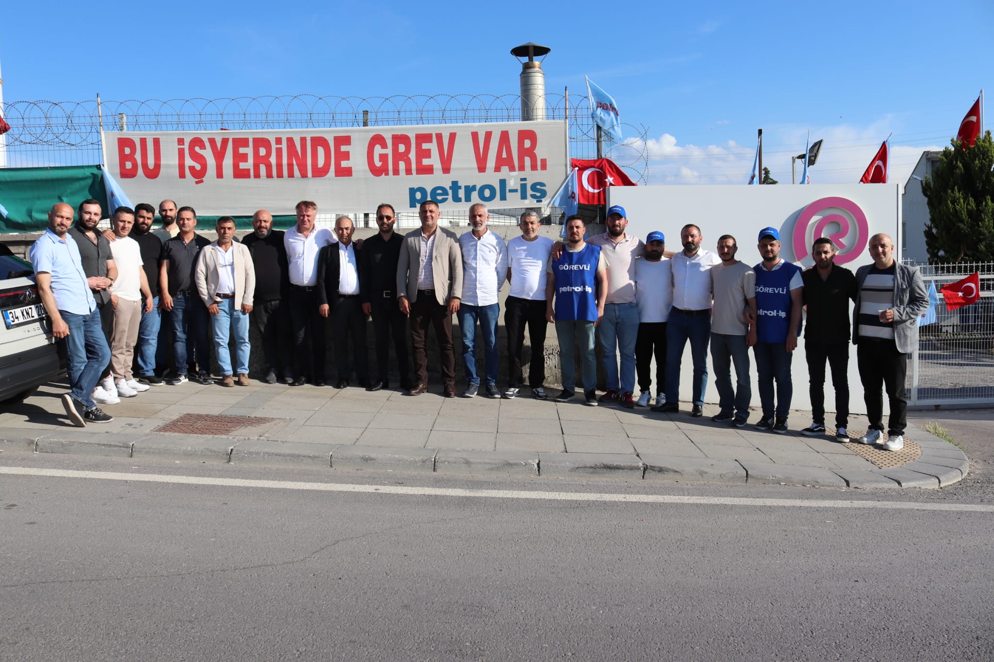 Reckitt Benckiser Grevimiz Devam Ediyor, Dayanışma Ziyaretleri Sürüyor