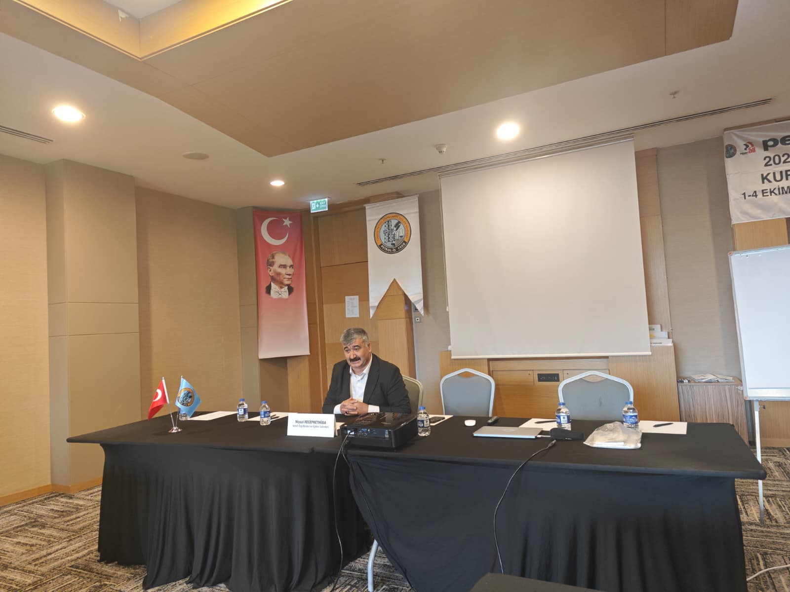 Sendikamızın 2025 Güz Dönemi Kurul Eğitimleri Başladı