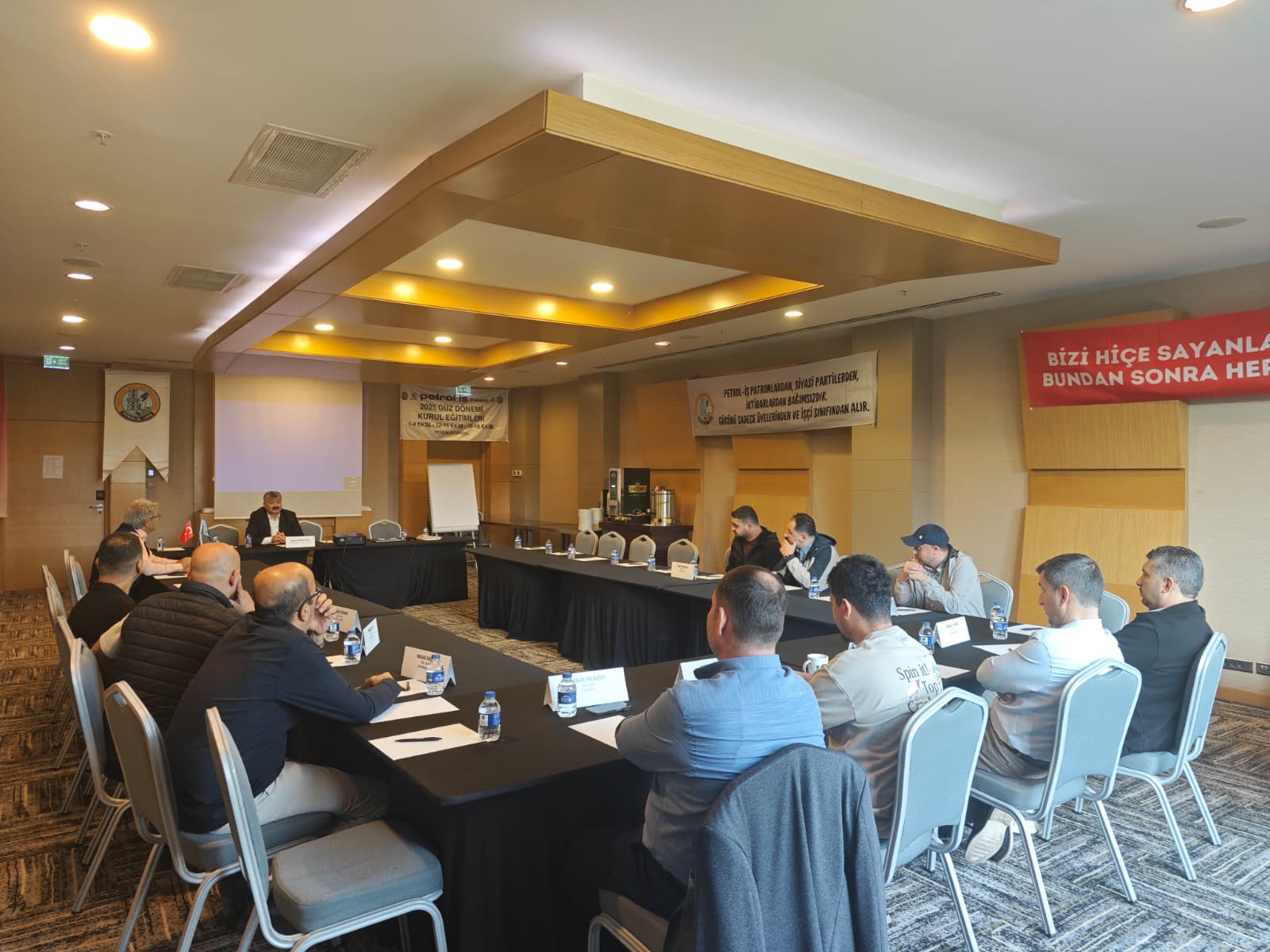 Sendikamızın 2025 Güz Dönemi Kurul Eğitimleri Başladı