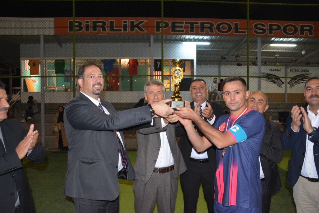 MKE Roket ve Patlayıcı Fabrikası’nda Halı Saha Turnuvası Sona Erdi