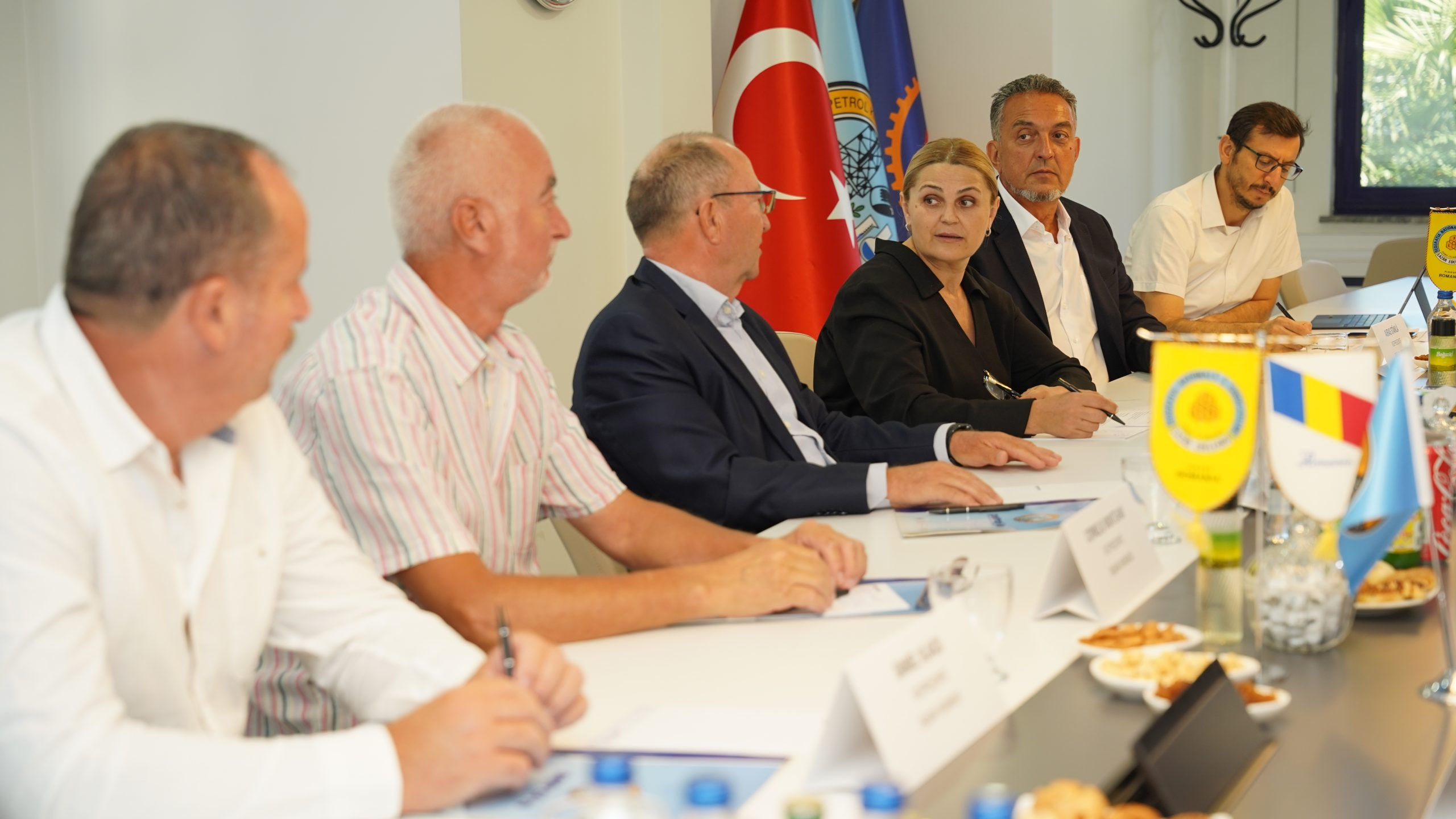 Romanya Kimya ve Petrokimya İşçileri Sendikası Petrol-İş’e Konuk Oldu