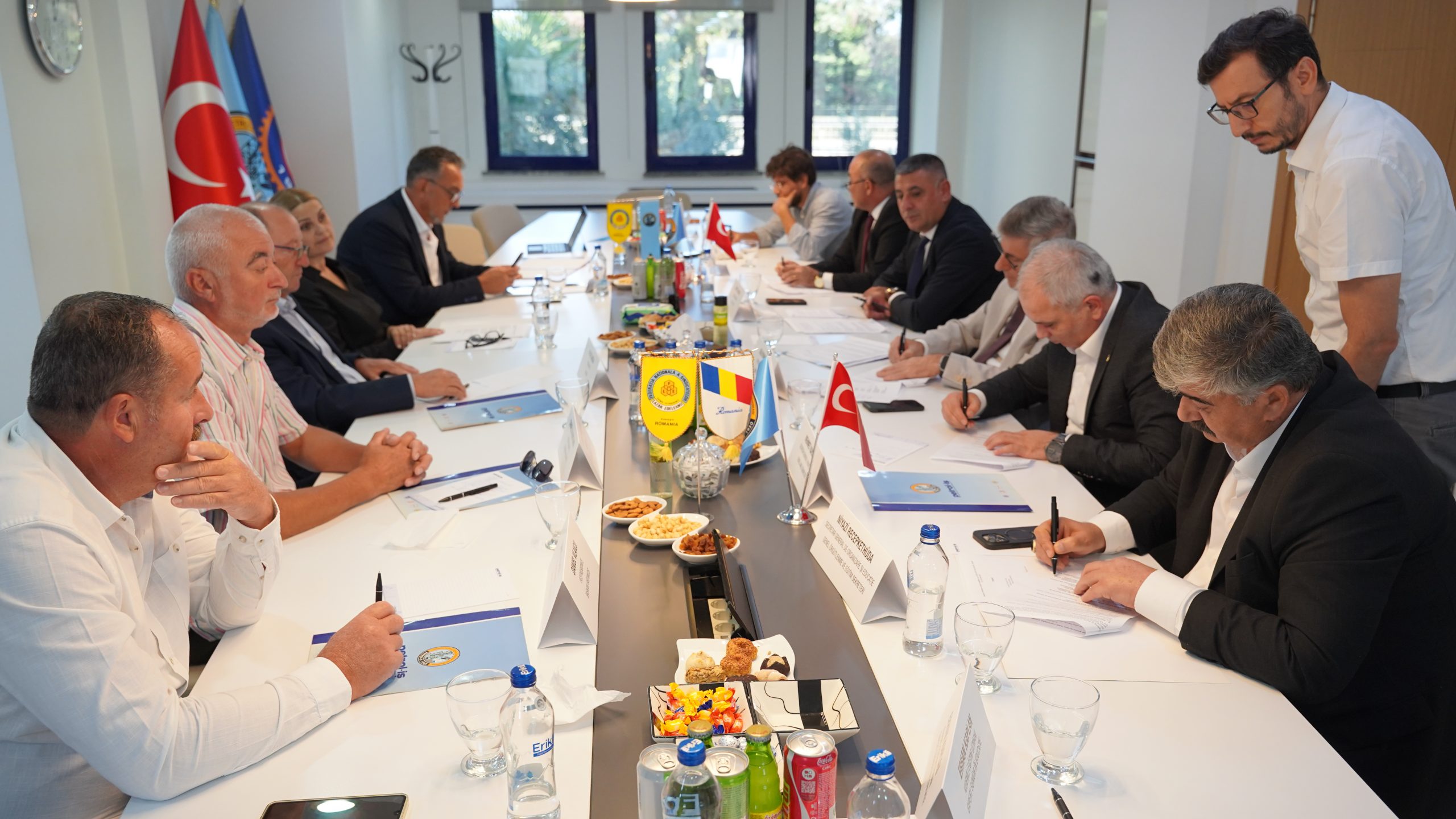 Romanya Kimya ve Petrokimya İşçileri Sendikası Petrol-İş’e Konuk Oldu