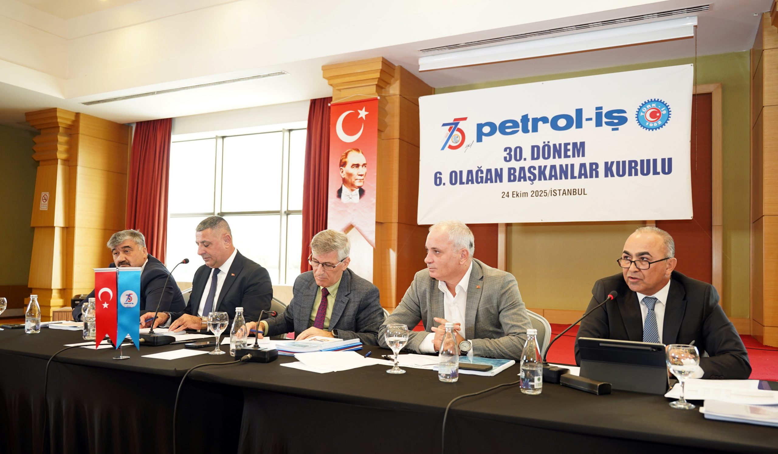 Petrol-İş 30. Dönem 6. Olağan Başkanlar Kurulu 24 Ekim 2025 tarihinde İstanbul’da toplandı.
