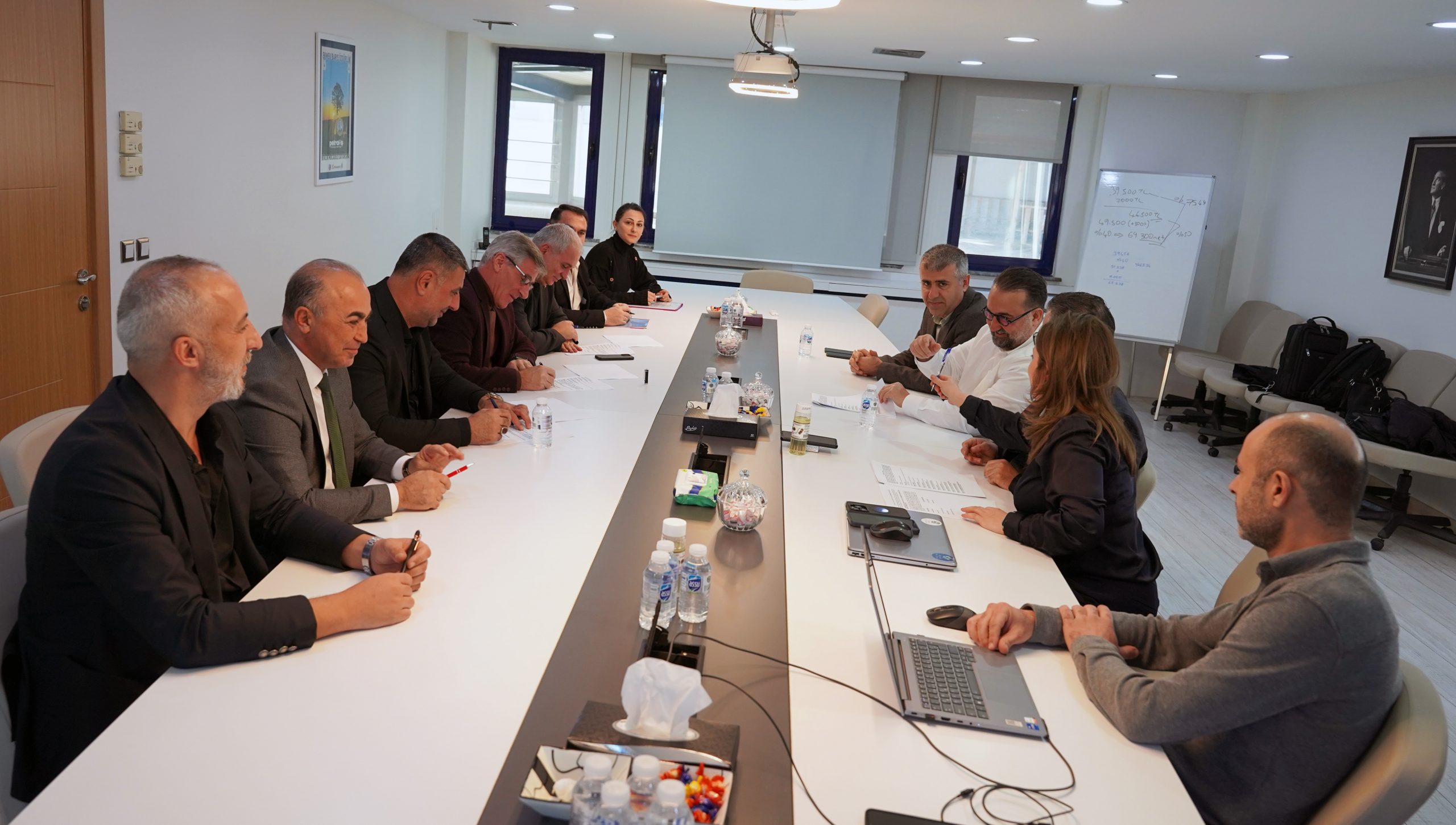 Provet İşyerinde TİS İmzalandı