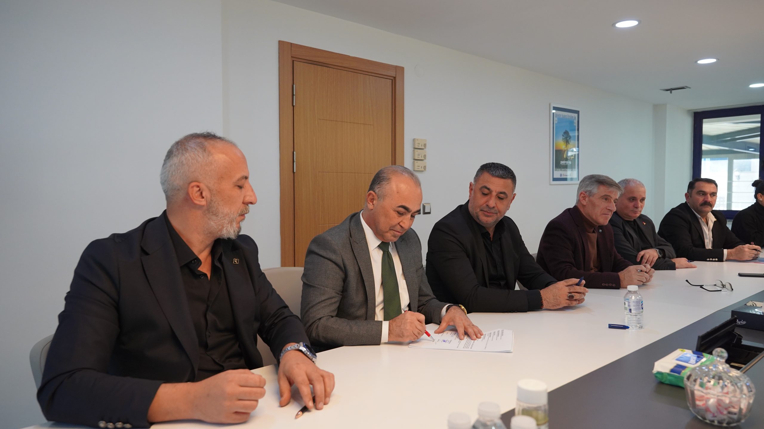 Provet İşyerinde TİS İmzalandı