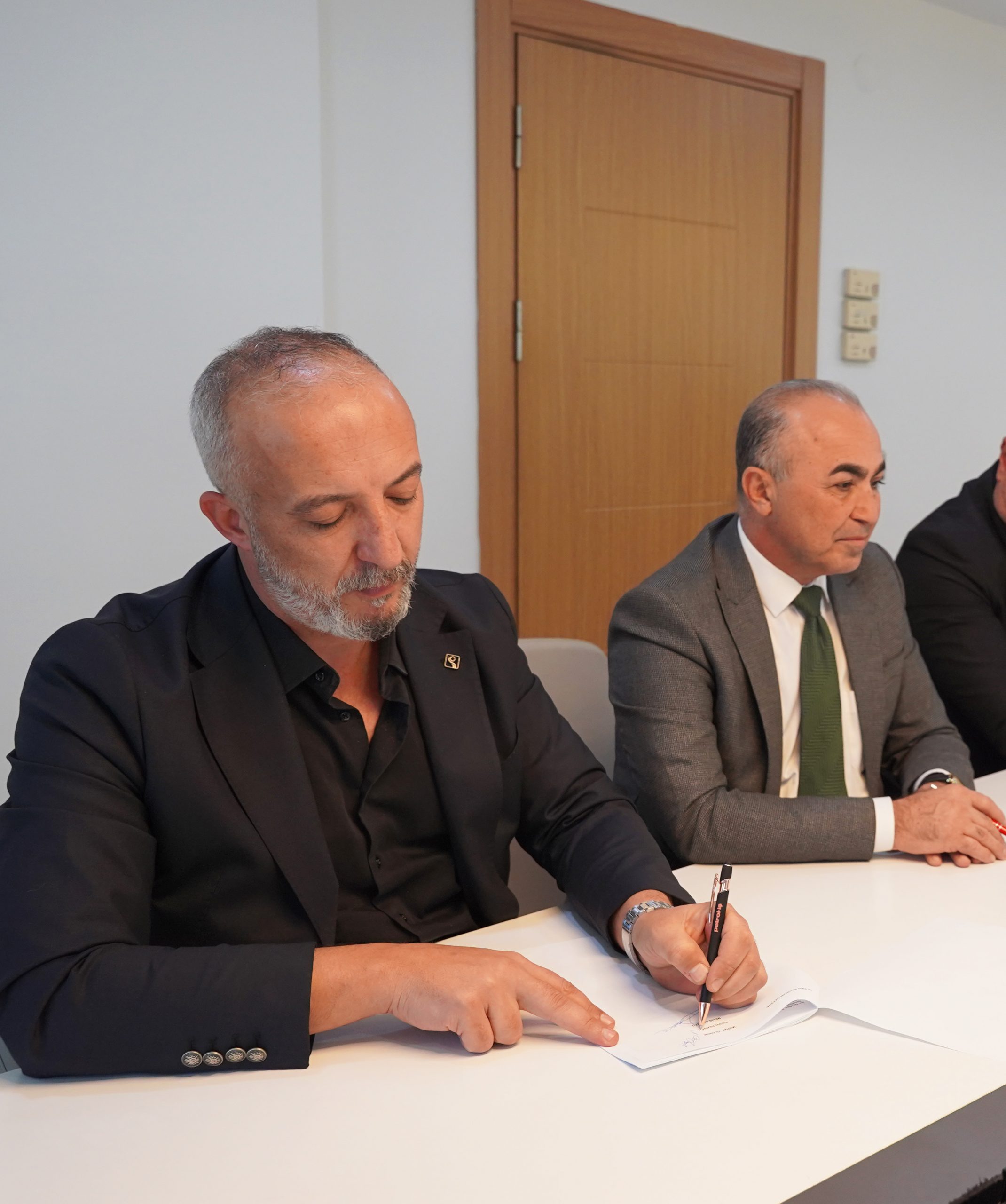 Provet İşyerinde TİS İmzalandı