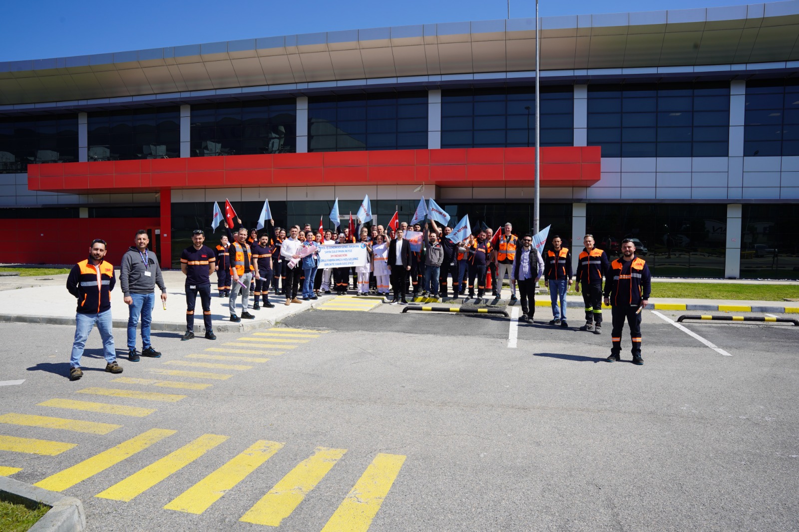 GENEL BAŞKANIMIZ SÜLEYMAN AKYÜZ’DEN 3M İŞYERİNE ZİYARET