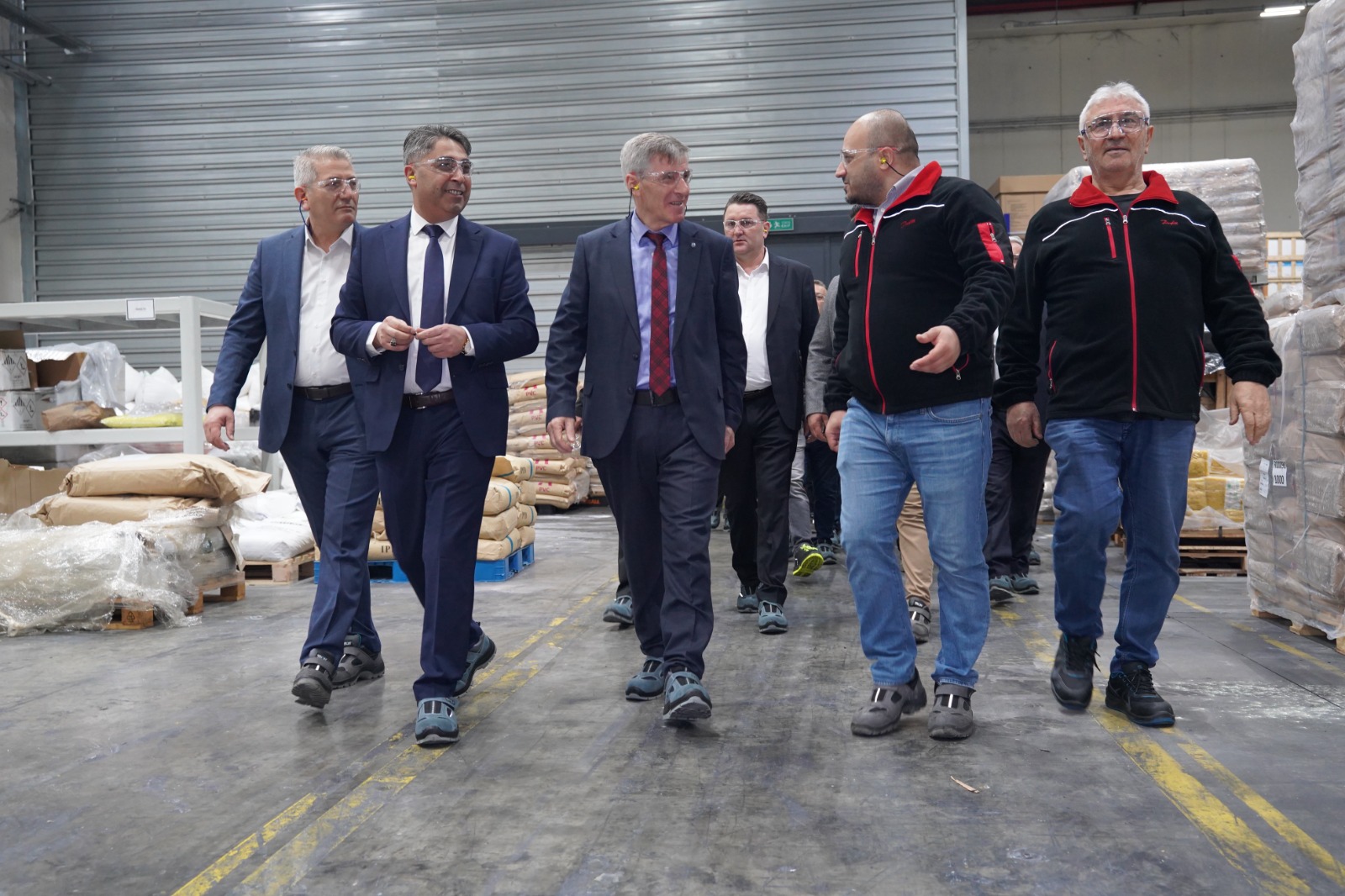 GENEL BAŞKANIMIZ SÜLEYMAN AKYÜZ’DEN DANFOSS İŞYERİNE ZİYARET