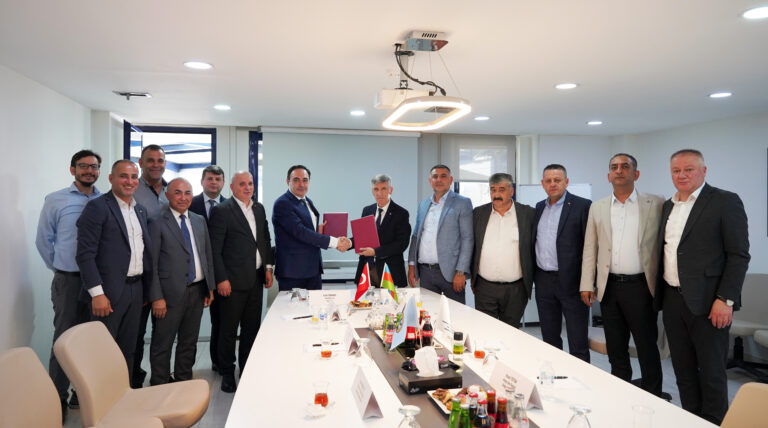 Azerbaycan Sendikası Heyetinden Petrol-İş’e Ziyaret