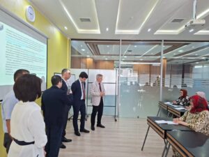Özbekistan’da Tarihi İşbirliği: Petrol-İş ile Özbekistan Enerji Sendikası Arasında Anlaşma İmzalandı