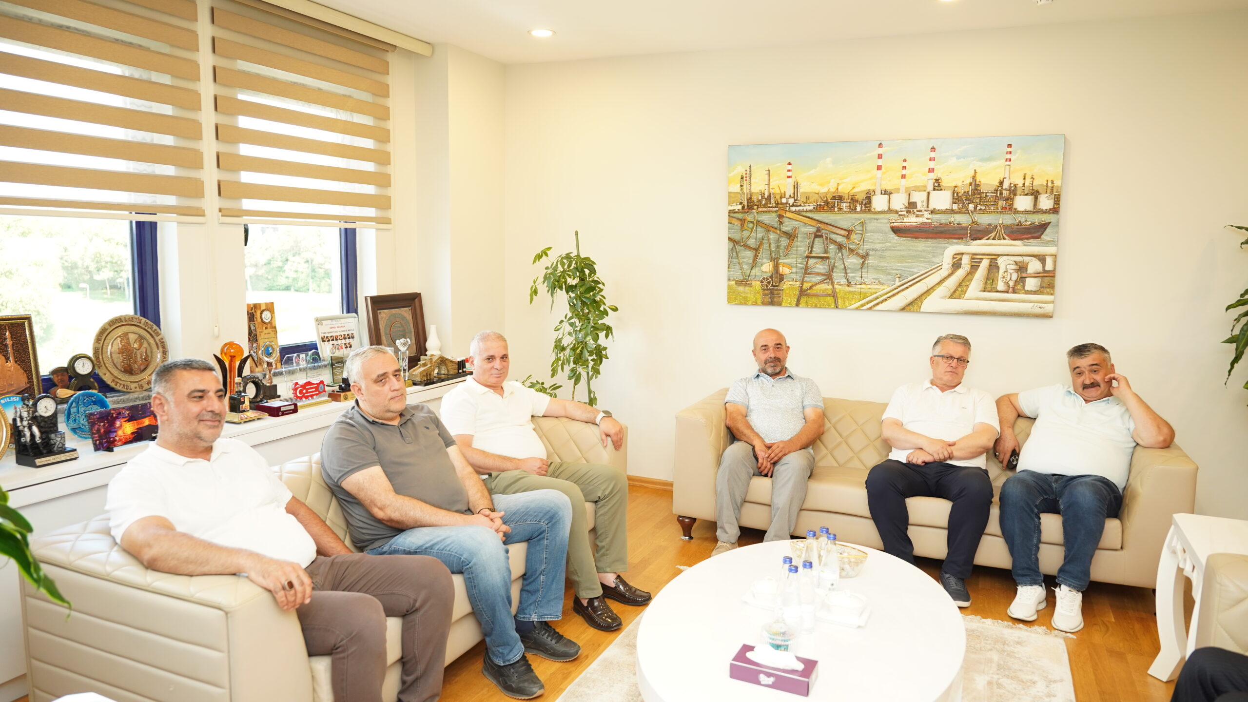 Çalışma ve Sosyal Güvenlik Bakan Yardımcısı Ahmet Aydın Sendikamızı Ziyaret Etti