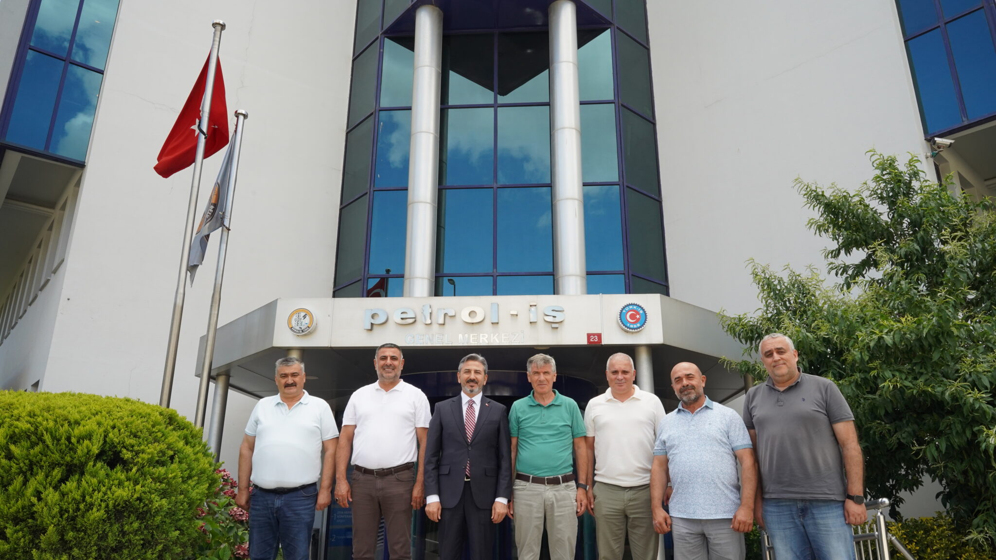 Çalışma ve Sosyal Güvenlik Bakan Yardımcısı Ahmet Aydın Sendikamızı Ziyaret Etti